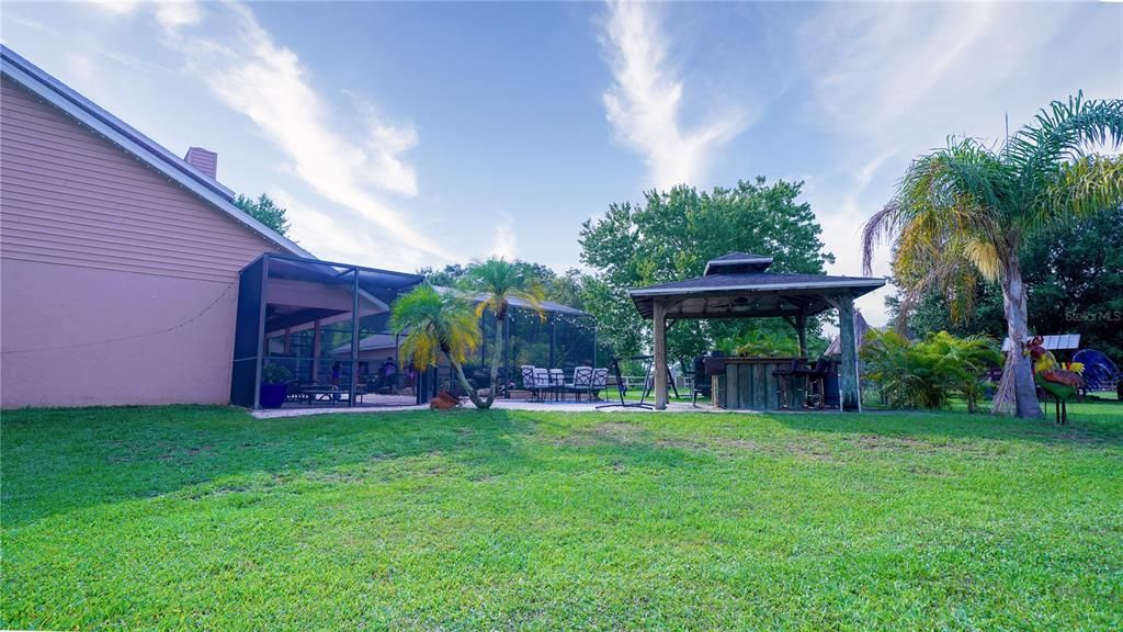 For Sale: $875,000 (5 beds, 2 baths, 3115 Square Feet)