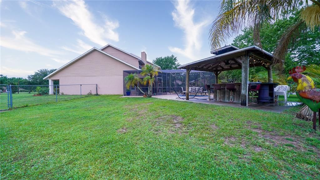 For Sale: $875,000 (5 beds, 2 baths, 3115 Square Feet)