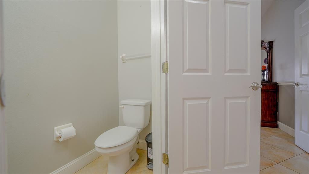 For Sale: $875,000 (5 beds, 2 baths, 3115 Square Feet)