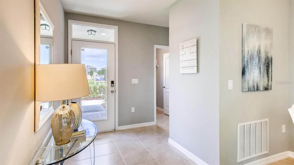 Active With Contract: $269,990 (3 beds, 2 baths, 1504 Square Feet)