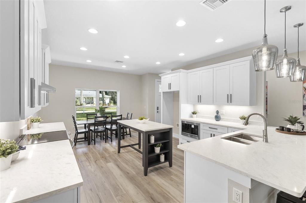 En Venta: $505,900 (4 camas, 2 baños, 1976 Pies cuadrados)