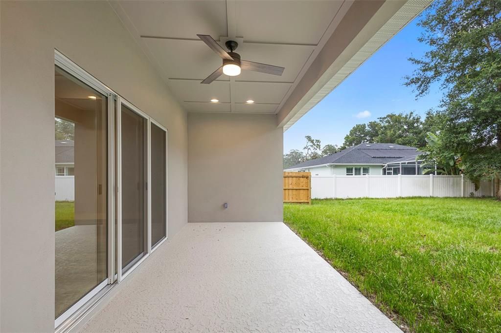 En Venta: $505,900 (4 camas, 2 baños, 1976 Pies cuadrados)