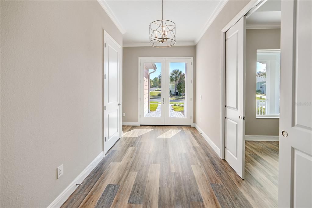 待售: $708,331 (3 贝兹, 2 浴室, 2369 平方英尺)