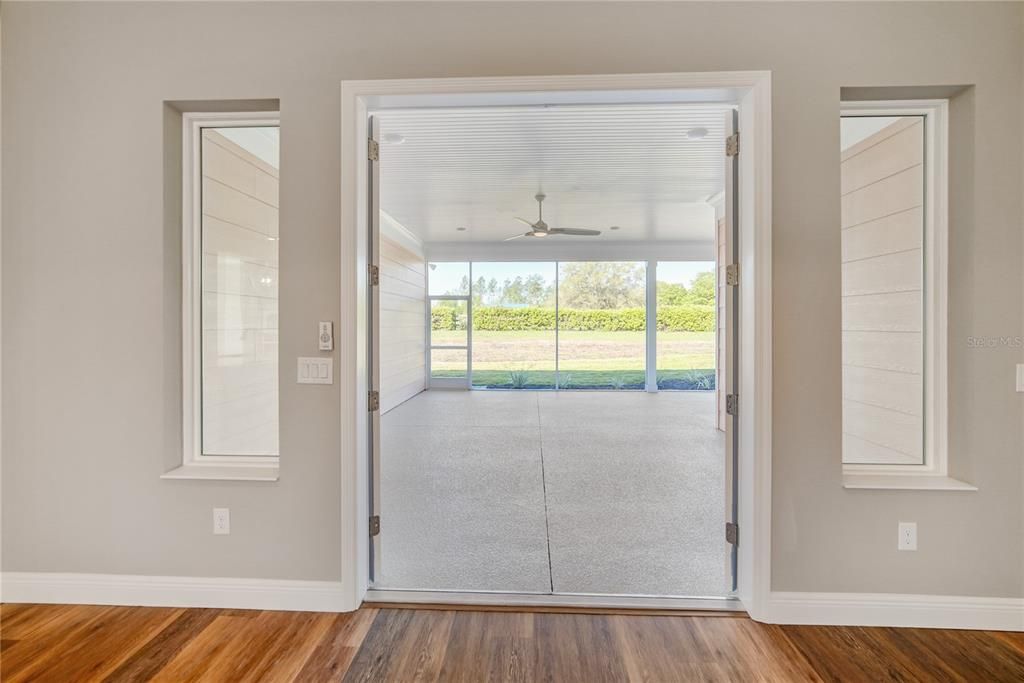 待售: $708,331 (3 贝兹, 2 浴室, 2369 平方英尺)