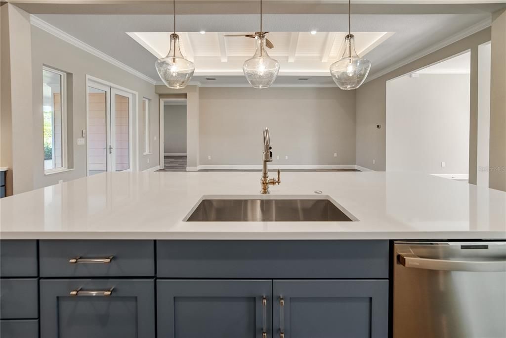 待售: $708,331 (3 贝兹, 2 浴室, 2369 平方英尺)