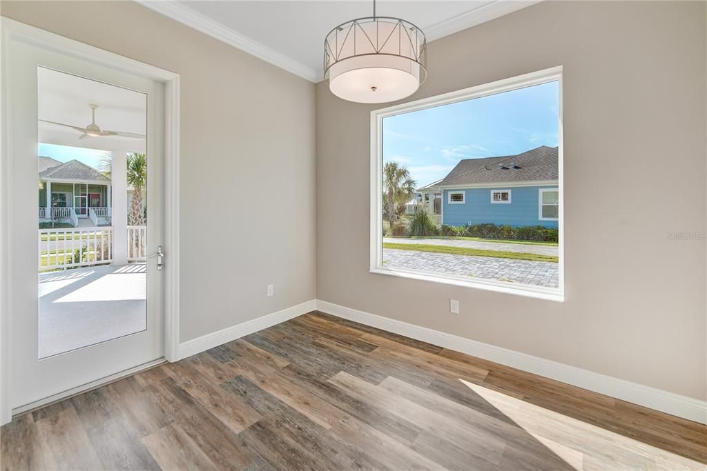 待售: $708,331 (3 贝兹, 2 浴室, 2369 平方英尺)