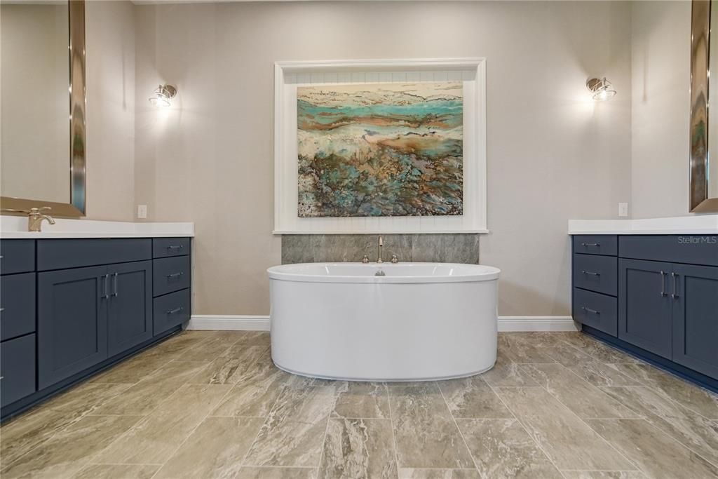 待售: $708,331 (3 贝兹, 2 浴室, 2369 平方英尺)