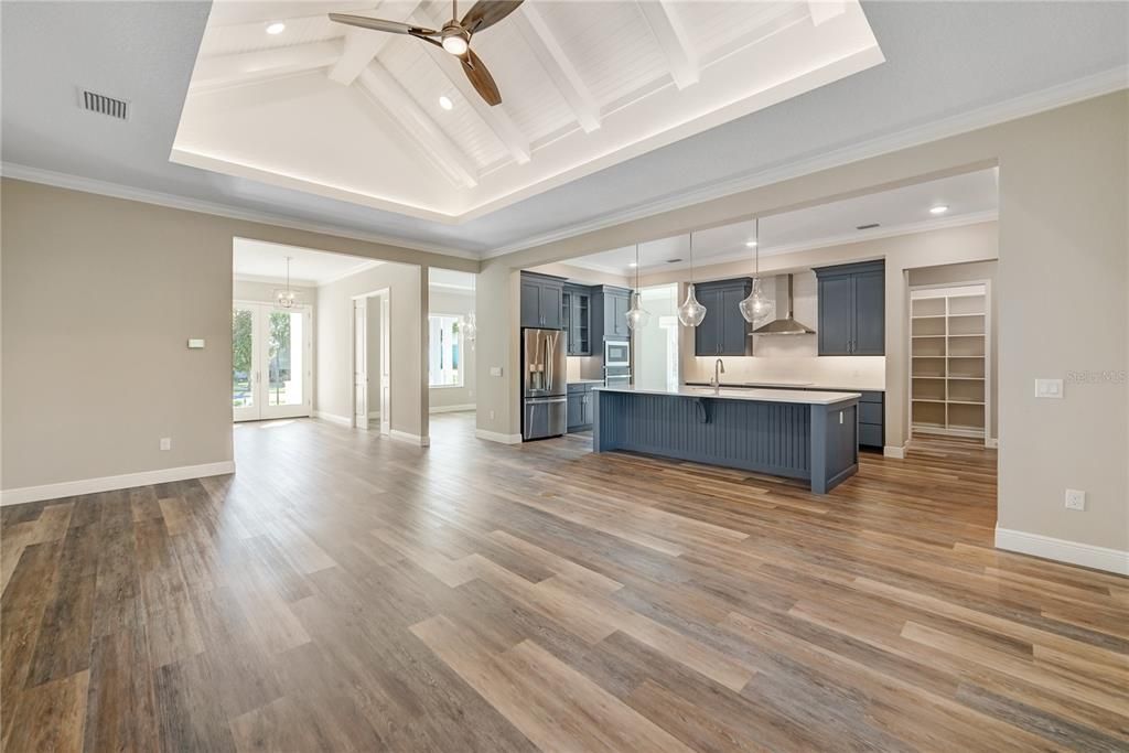 待售: $708,331 (3 贝兹, 2 浴室, 2369 平方英尺)