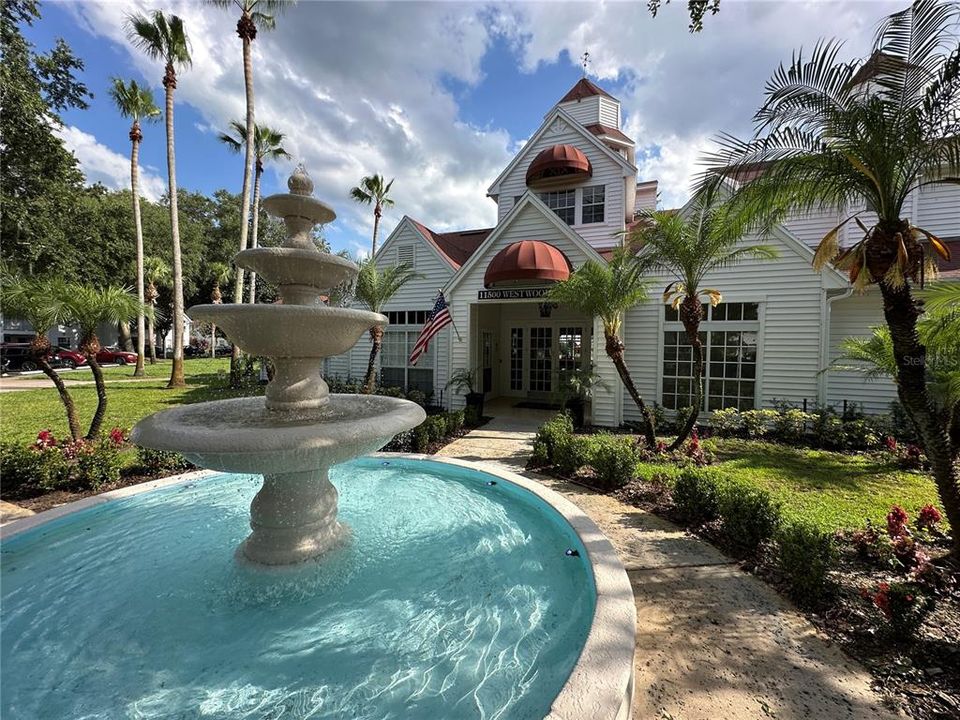 Под контрактом: $168,900 (1 спален, 1 ванн, 754 Квадратных фут)