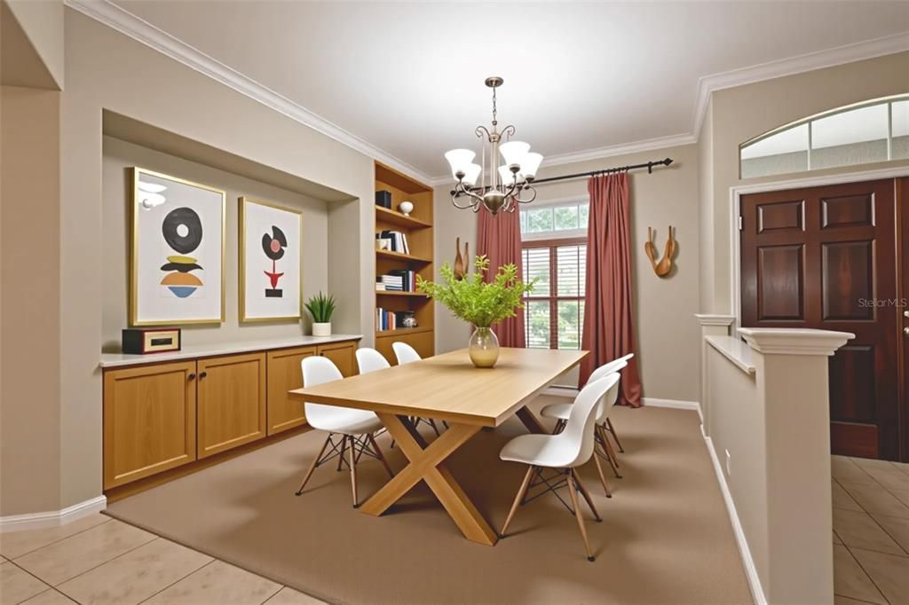 Activo con contrato: $704,999 (4 camas, 3 baños, 3159 Pies cuadrados)