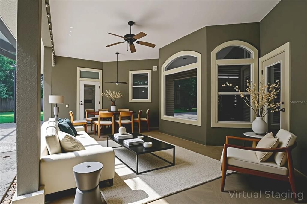 Activo con contrato: $704,999 (4 camas, 3 baños, 3159 Pies cuadrados)