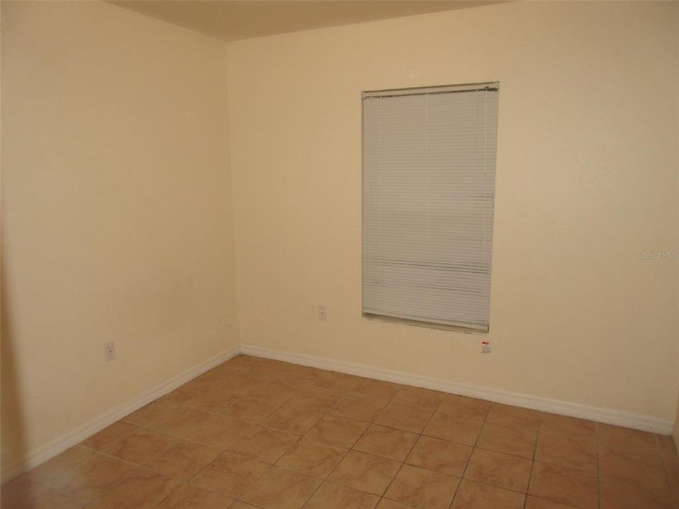 Active With Contract: $459,900 (6 beds, 0 baths, 2164 Square Feet)