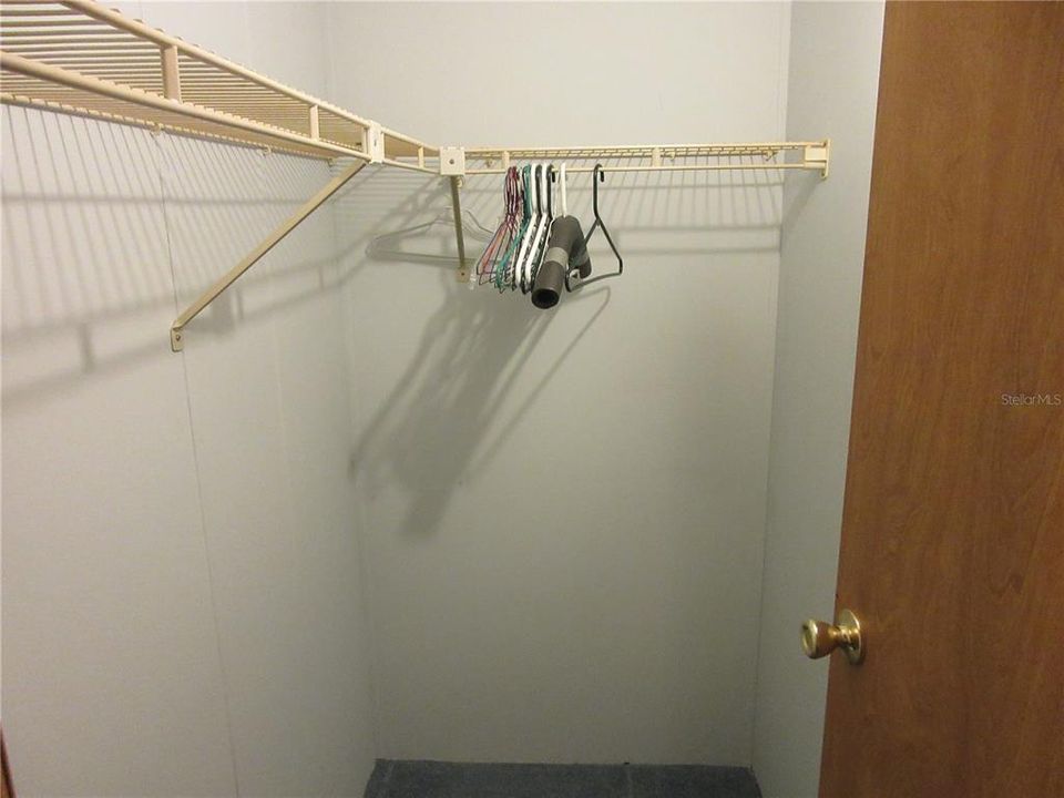 Active With Contract: $124,900 (3 beds, 2 baths, 1880 Square Feet)