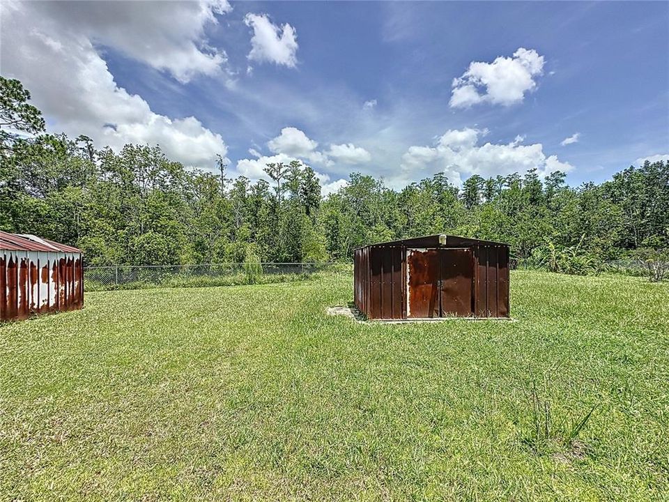 合同活跃: $1,600 (3 贝兹, 2 浴室, 1223 平方英尺)