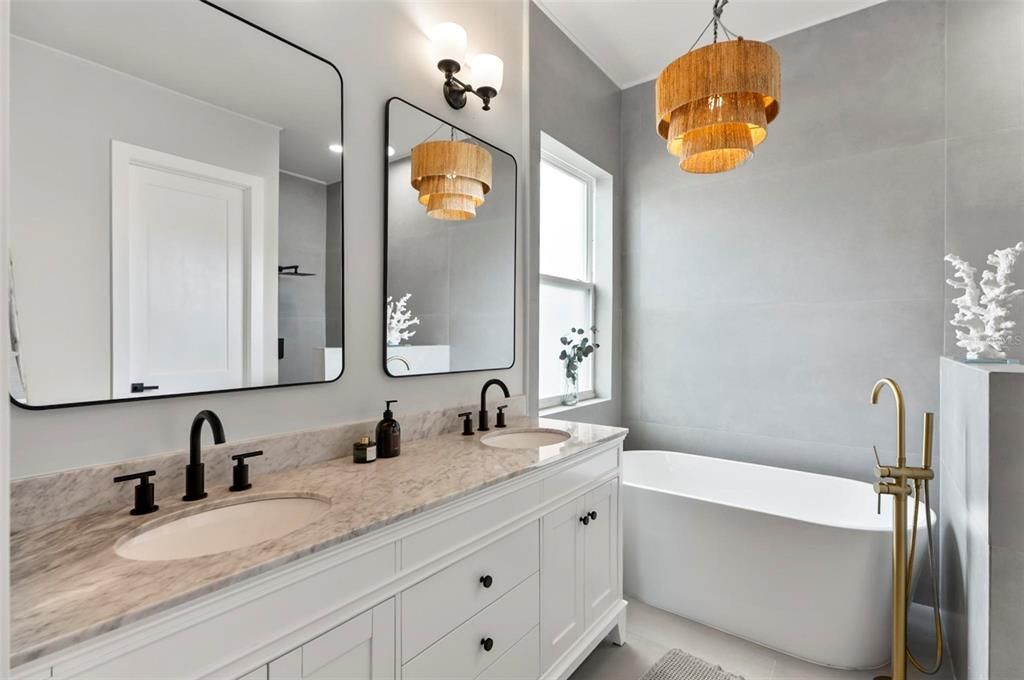 На продажу: $639,000 (3 спален, 2 ванн, 1587 Квадратных фут)