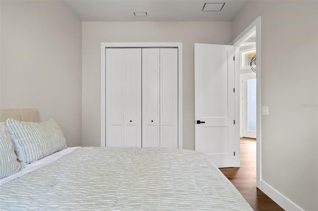 На продажу: $639,000 (3 спален, 2 ванн, 1587 Квадратных фут)