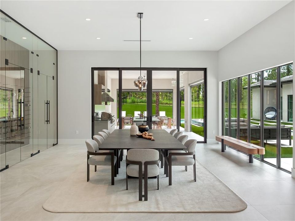 For Sale: $4,849,000 (5 beds, 6 baths, 6407 Square Feet)