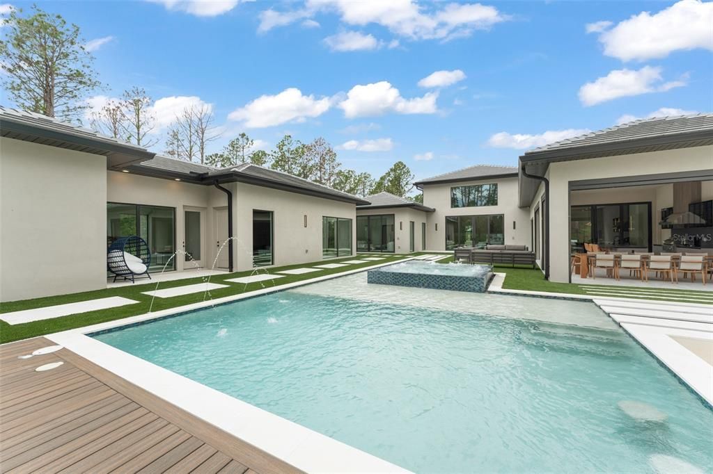 For Sale: $4,849,000 (5 beds, 6 baths, 6407 Square Feet)