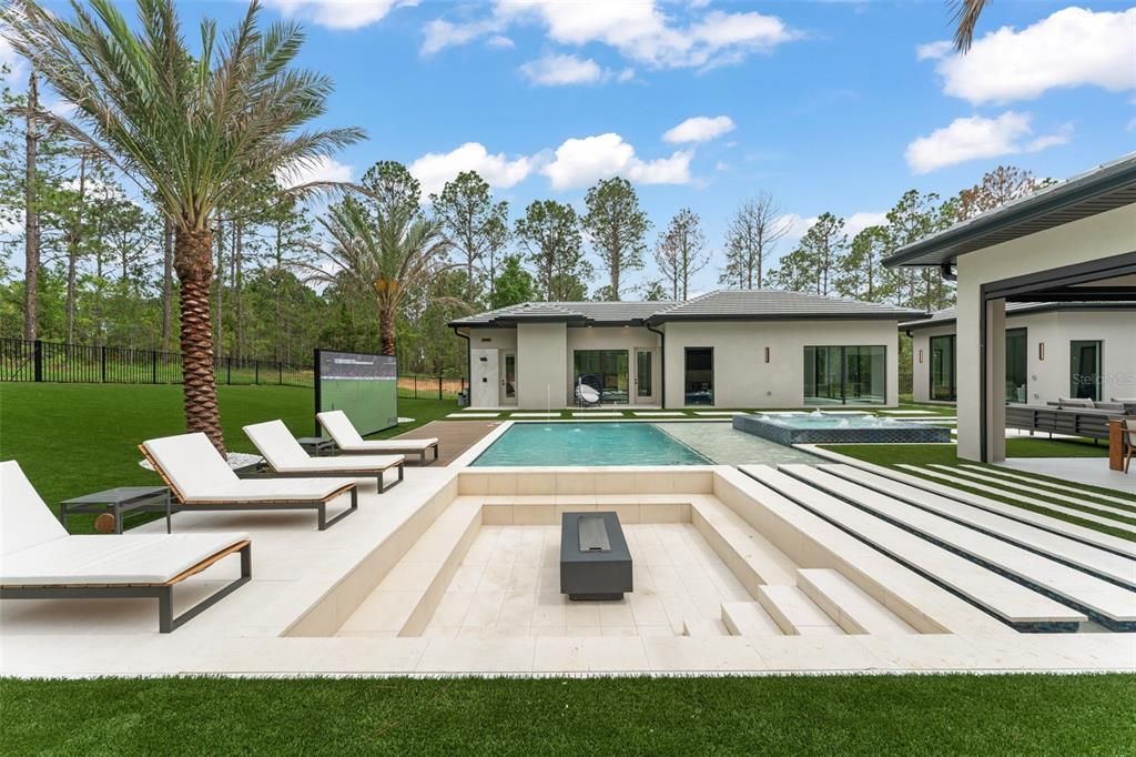 For Sale: $4,849,000 (5 beds, 6 baths, 6407 Square Feet)