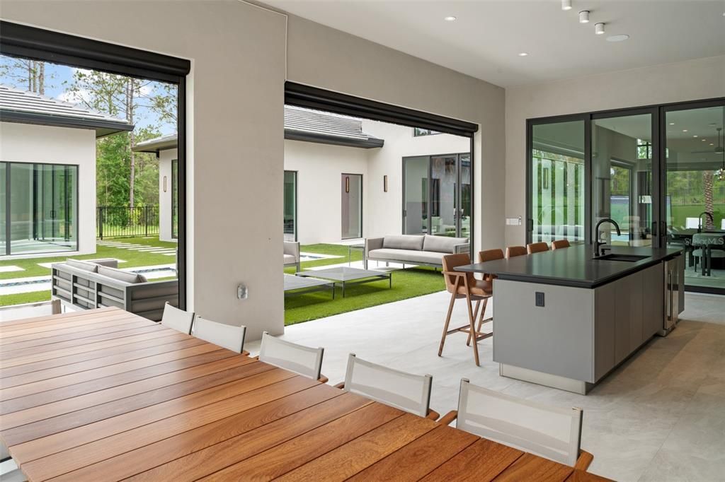 For Sale: $4,849,000 (5 beds, 6 baths, 6407 Square Feet)