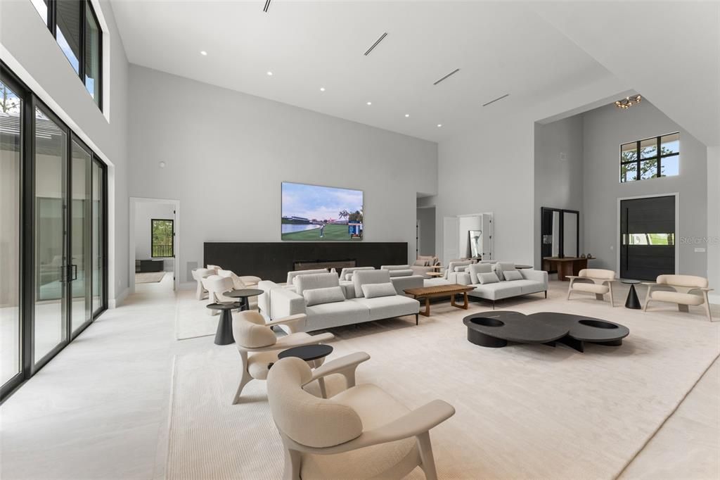 For Sale: $4,849,000 (5 beds, 6 baths, 6407 Square Feet)