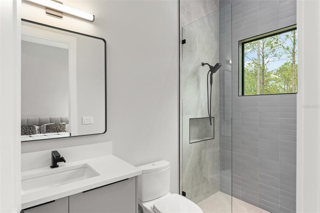 For Sale: $4,849,000 (5 beds, 6 baths, 6407 Square Feet)