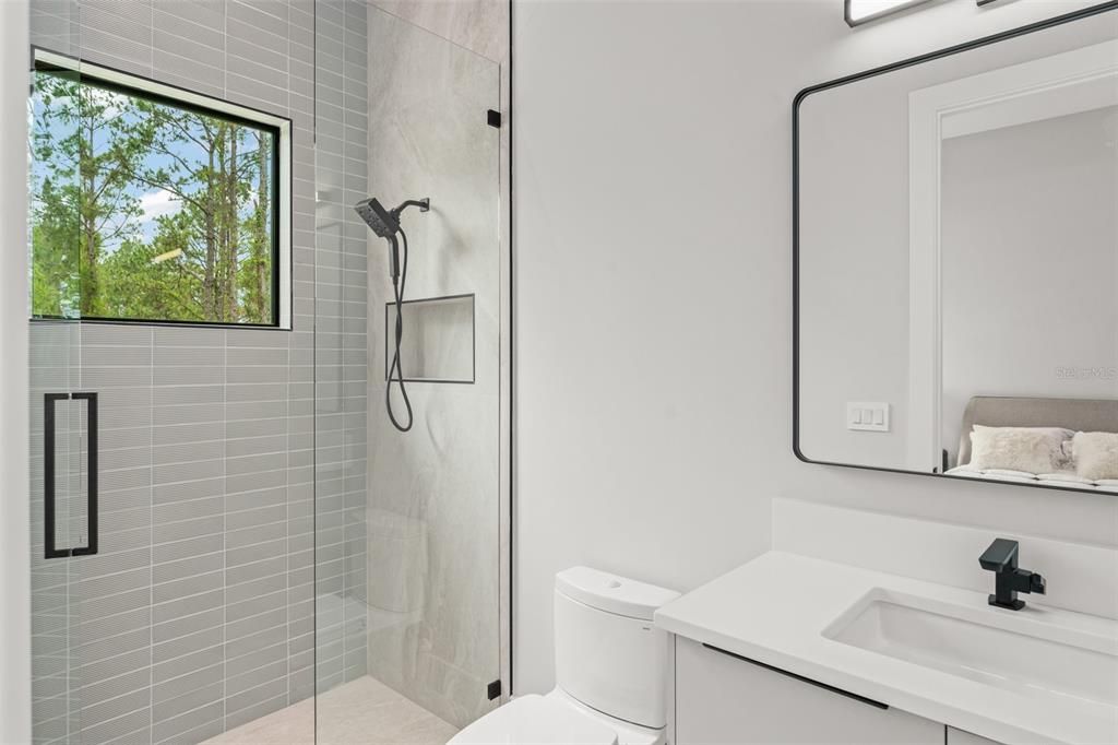 For Sale: $4,849,000 (5 beds, 6 baths, 6407 Square Feet)