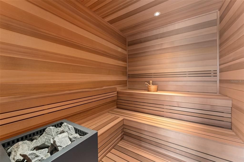 For Sale: $4,849,000 (5 beds, 6 baths, 6407 Square Feet)