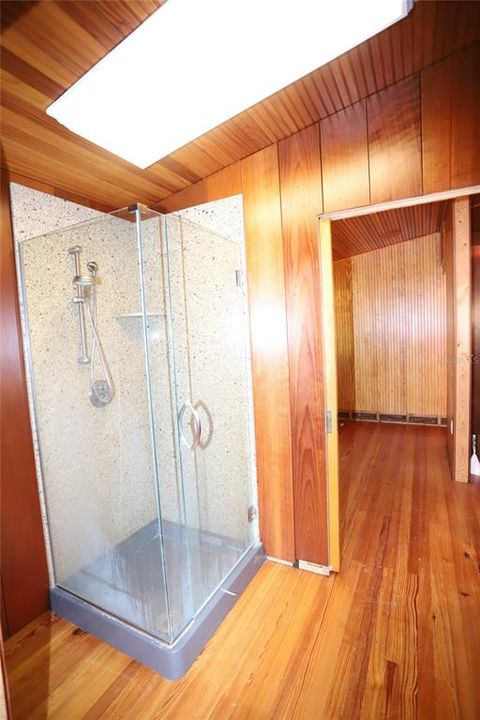 For Sale: $760,000 (2 beds, 1 baths, 1506 Square Feet)