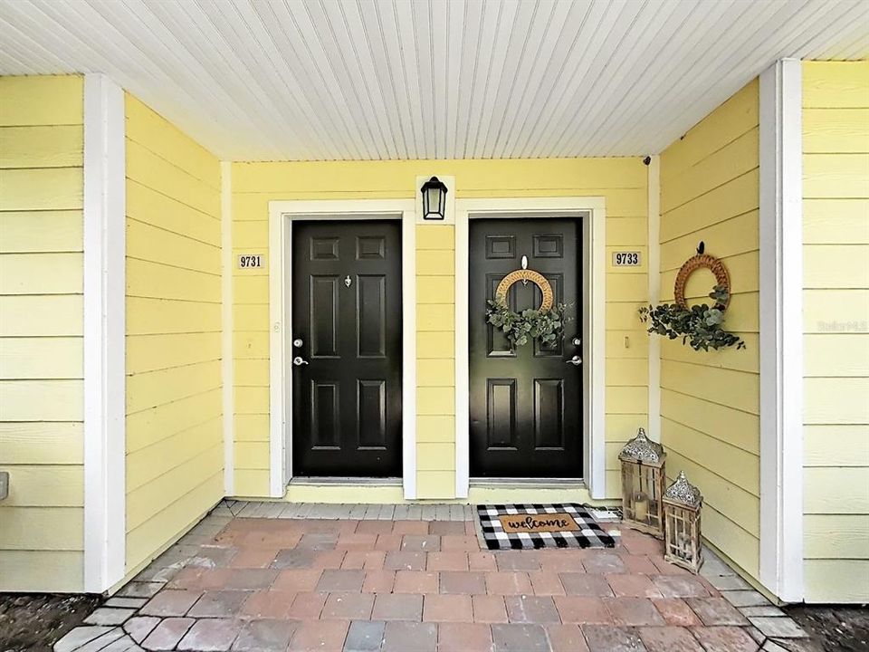 Под контрактом: $345,000 (3 спален, 3 ванн, 1961 Квадратных фут)