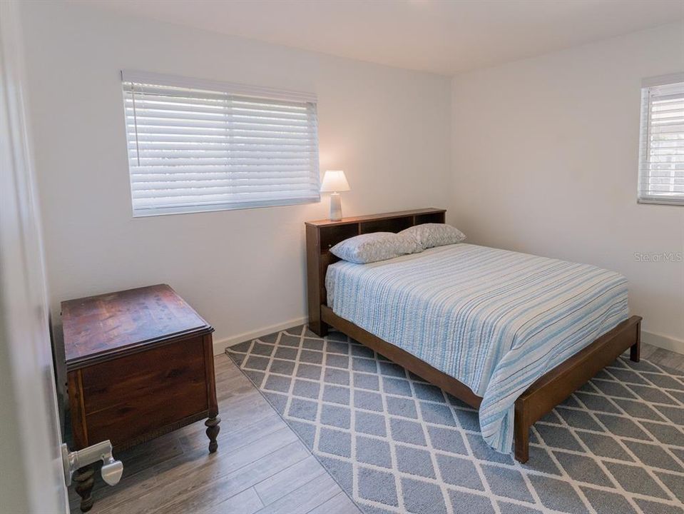 Active With Contract: $379,900 (3 beds, 2 baths, 1244 Square Feet)