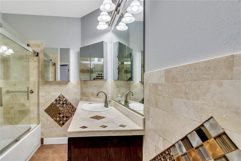 For Sale: $449,900 (2 beds, 2 baths, 1564 Square Feet)