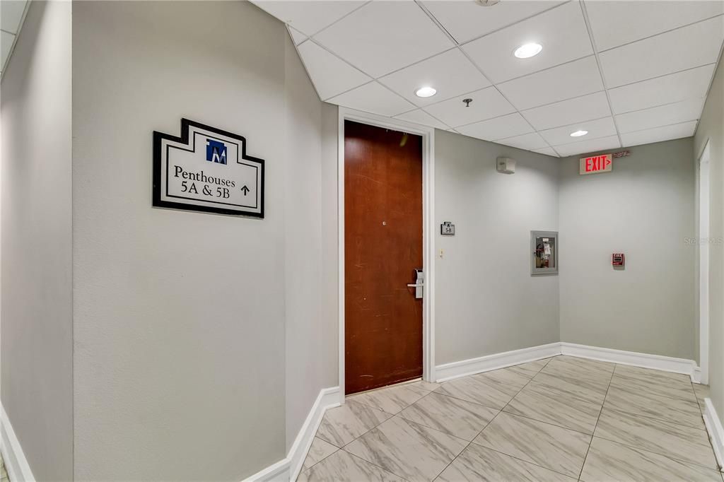 For Sale: $449,900 (2 beds, 2 baths, 1564 Square Feet)