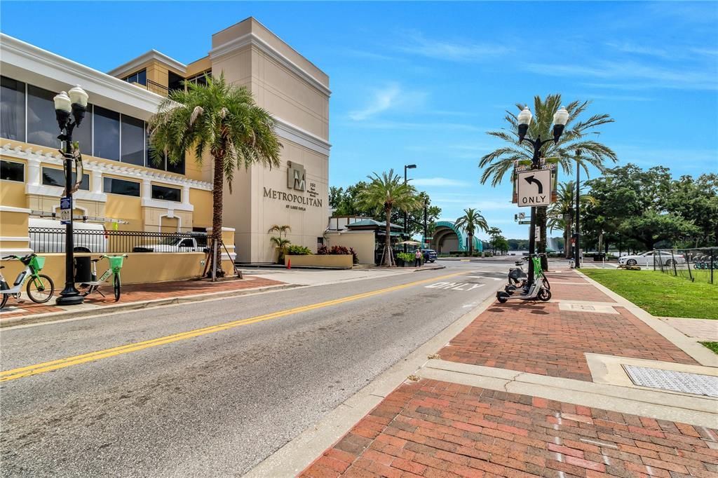 For Sale: $449,900 (2 beds, 2 baths, 1564 Square Feet)