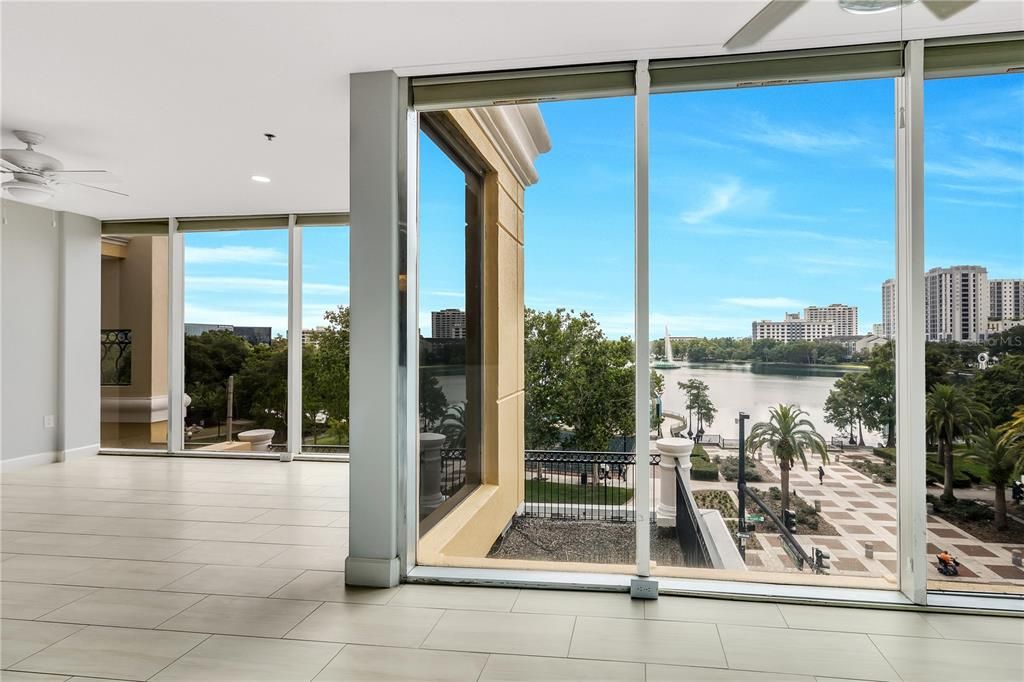 For Sale: $449,900 (2 beds, 2 baths, 1564 Square Feet)