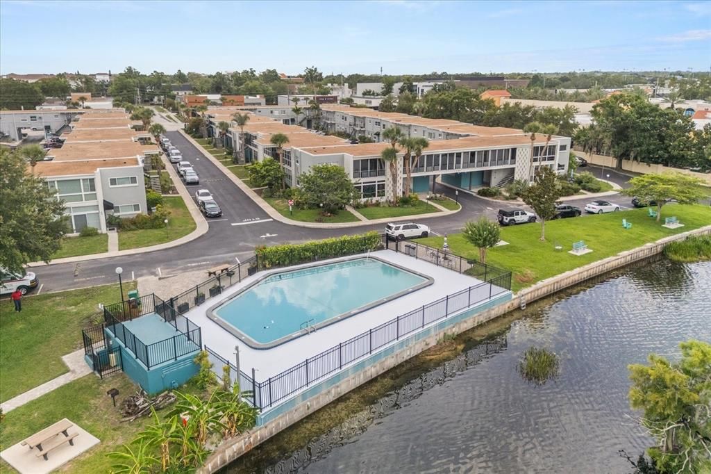 На продажу: $570,000 (3 спален, 2 ванн, 1875 Квадратных фут)