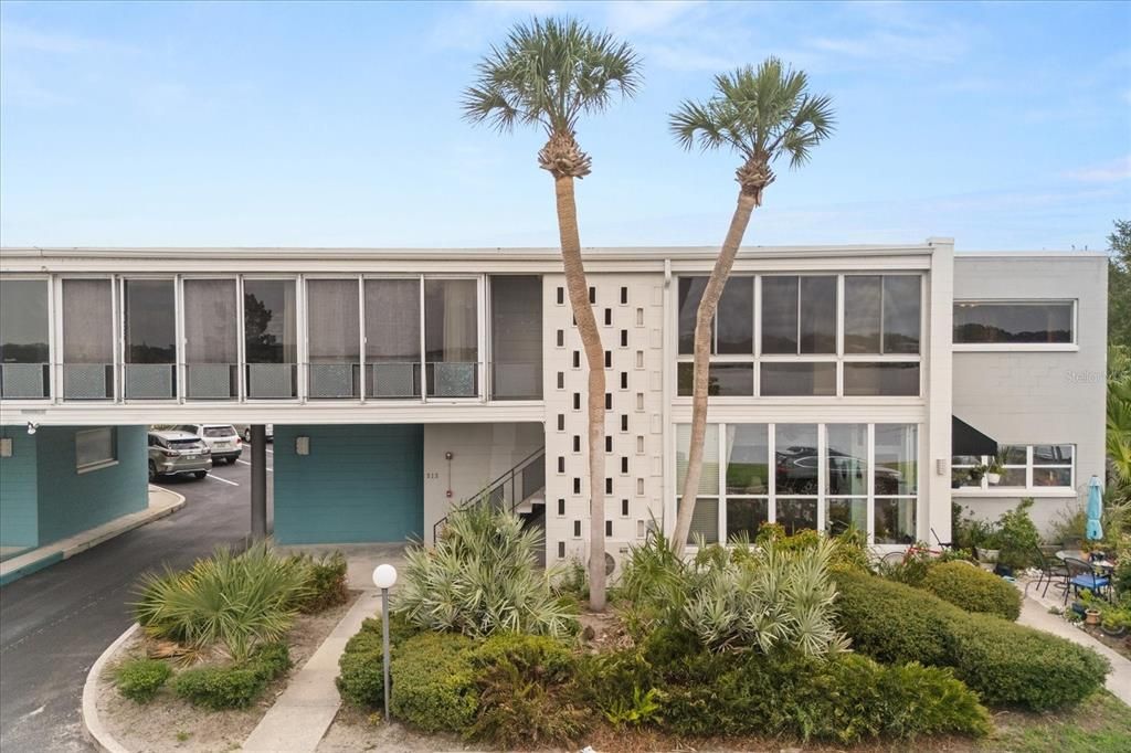 На продажу: $570,000 (3 спален, 2 ванн, 1875 Квадратных фут)