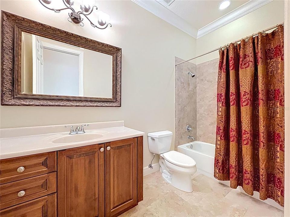 For Sale: $975,000 (5 beds, 4 baths, 4200 Square Feet)