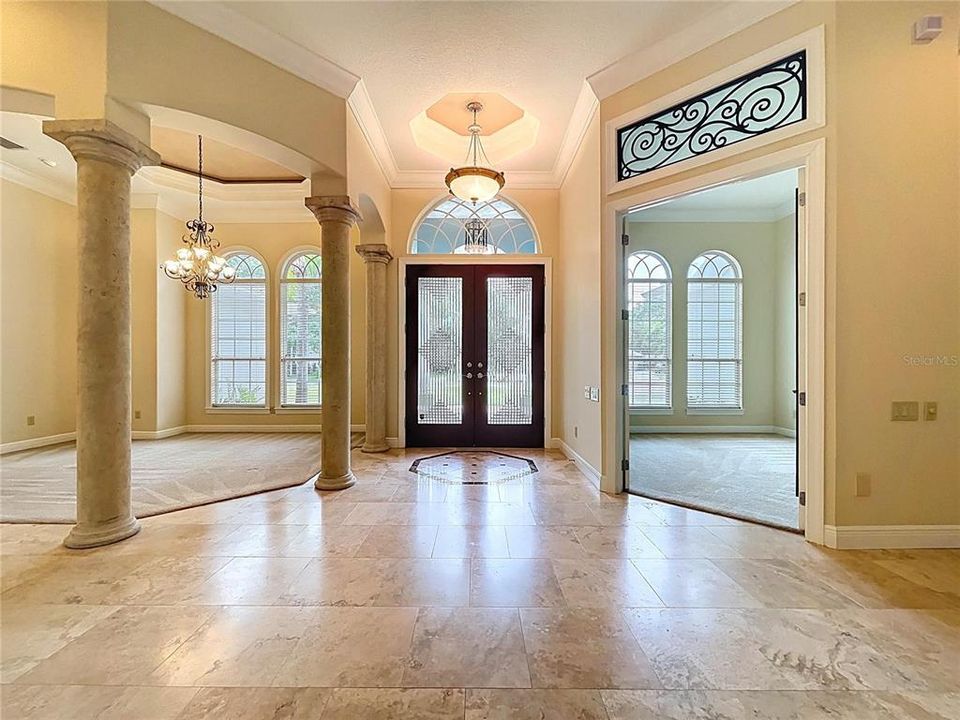 For Sale: $975,000 (5 beds, 4 baths, 4200 Square Feet)