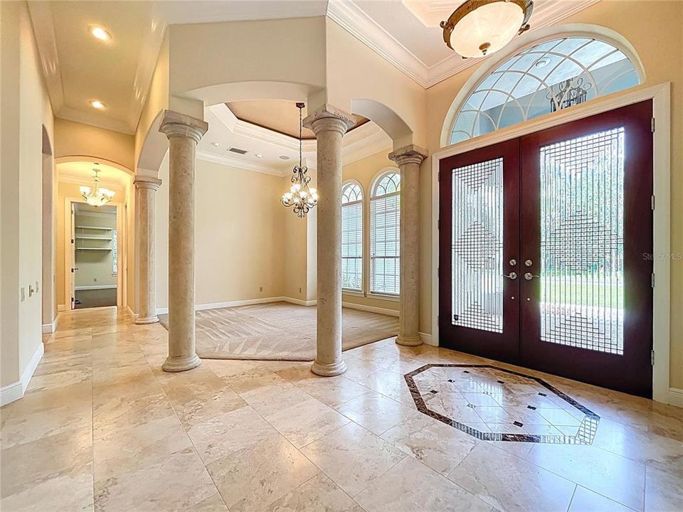 For Sale: $975,000 (5 beds, 4 baths, 4200 Square Feet)