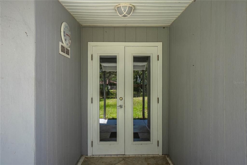 For Sale: $379,500 (4 beds, 2 baths, 2154 Square Feet)