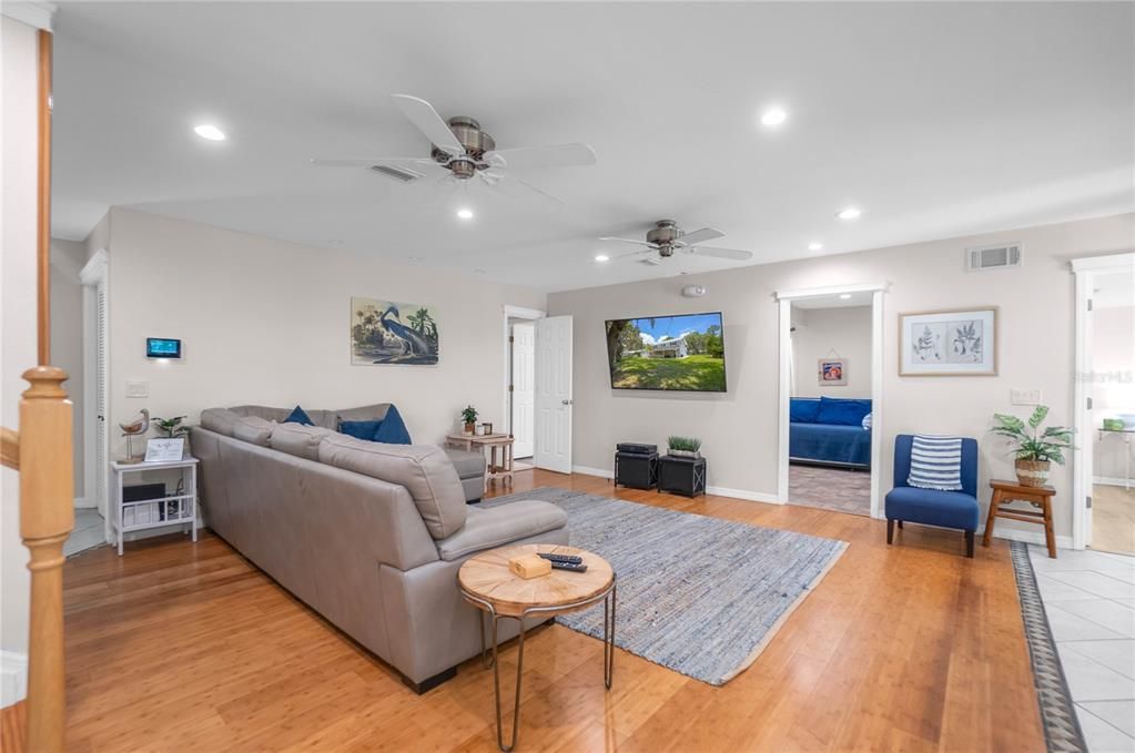 For Sale: $379,500 (4 beds, 2 baths, 2154 Square Feet)