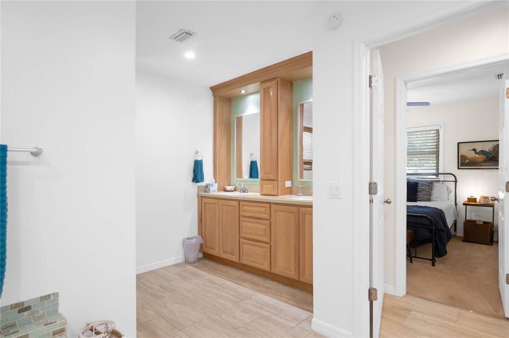 For Sale: $379,500 (4 beds, 2 baths, 2154 Square Feet)