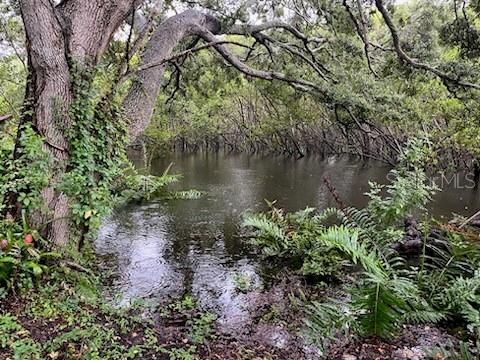 Под контрактом: $579,000 (4 спален, 2 ванн, 1878 Квадратных фут)