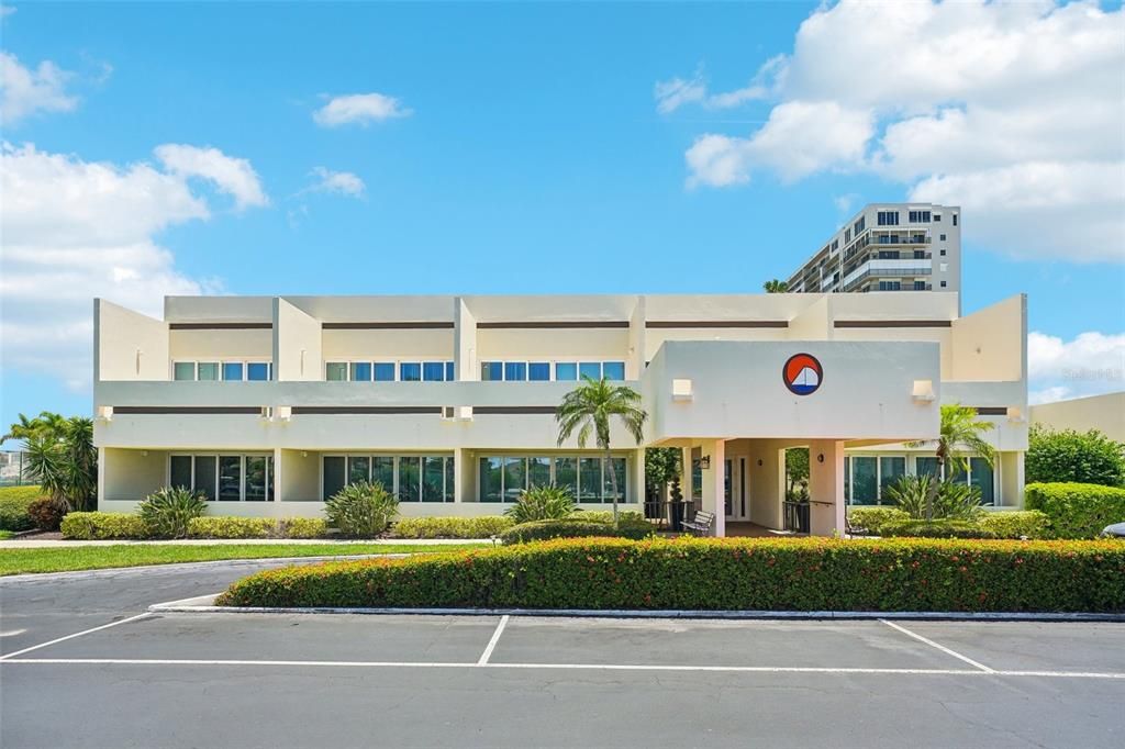 待售: $640,000 (3 贝兹, 3 浴室, 2435 平方英尺)