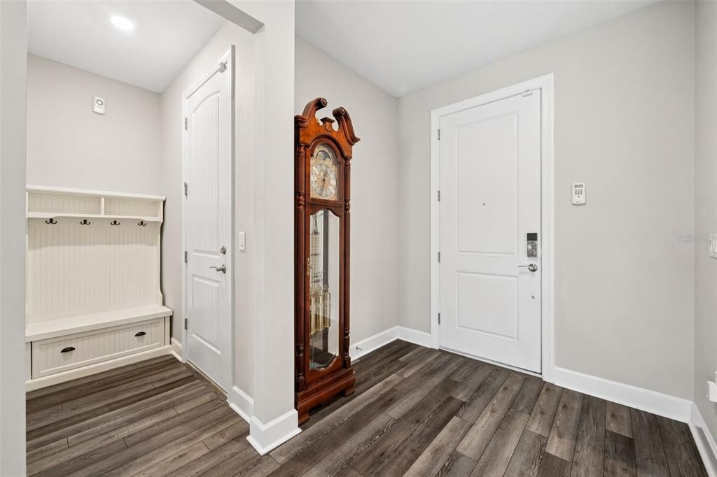 待售: $737,000 (3 贝兹, 3 浴室, 2893 平方英尺)