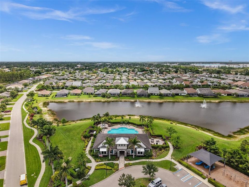 待售: $737,000 (3 贝兹, 3 浴室, 2893 平方英尺)