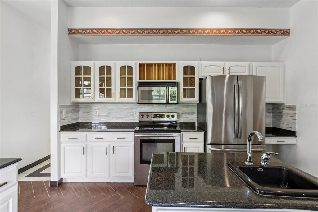 待售: $829,900 (5 贝兹, 4 浴室, 4525 平方英尺)