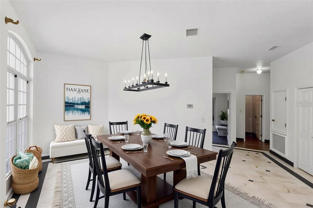 待售: $829,900 (5 贝兹, 4 浴室, 4525 平方英尺)