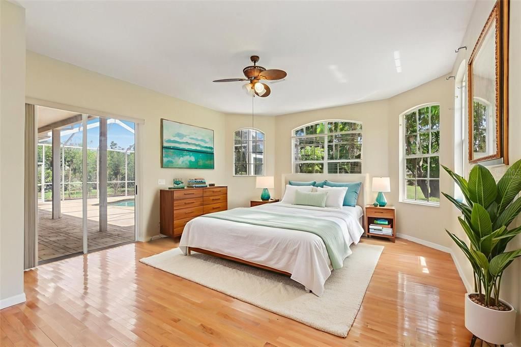 待售: $829,900 (5 贝兹, 4 浴室, 4525 平方英尺)